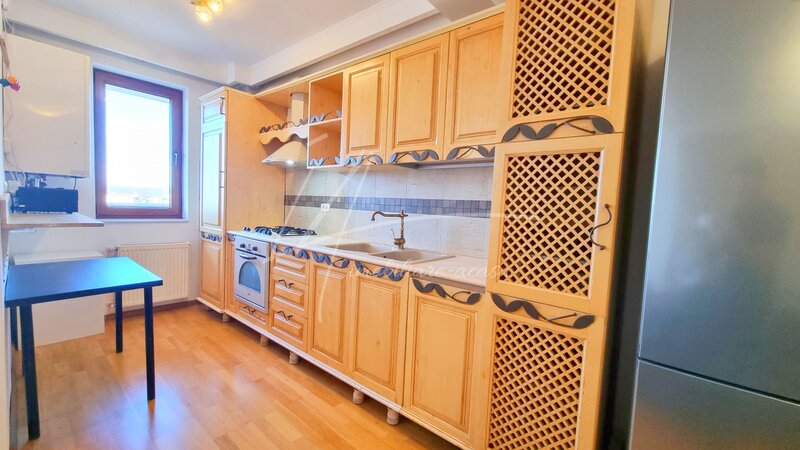 Trei camere mobilat, utilat si doua locuri de parcare in subteran